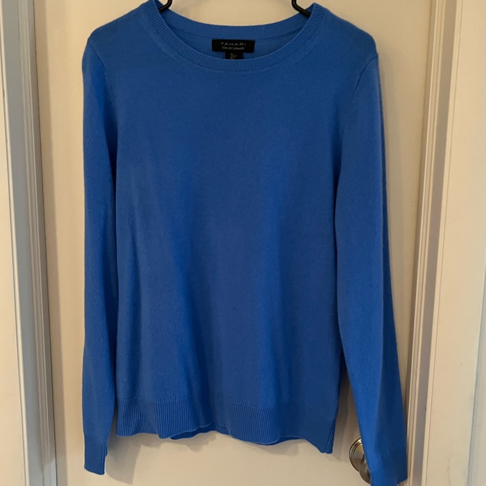 Tahari 100% 2 Ply Cashmere Sweater